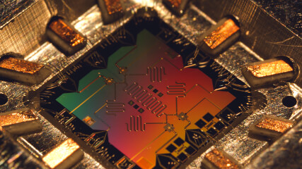 Китайский квантовый вычислитель «обогнал» первый компьютер человечества