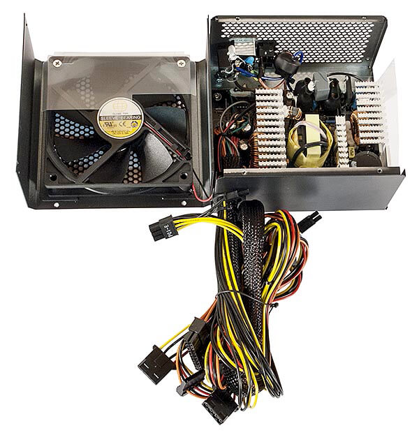 Chieftec GPE-700S - 10